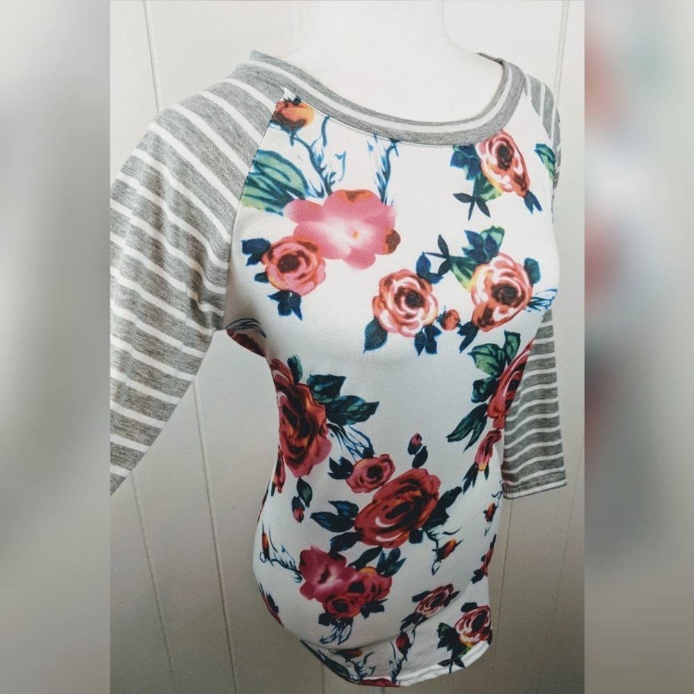 Moking Top Floral Striped Baseball Top, L - Picture 4 of 6